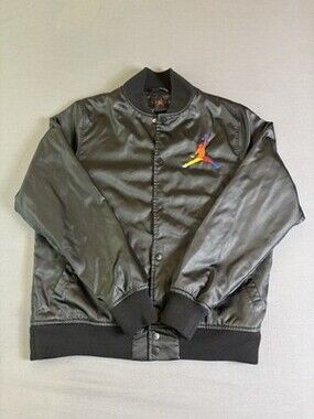 Air Jordan Men’s Jacket Satin Bomber Coach DNA Black Embroidered, M  Nike AV0112
